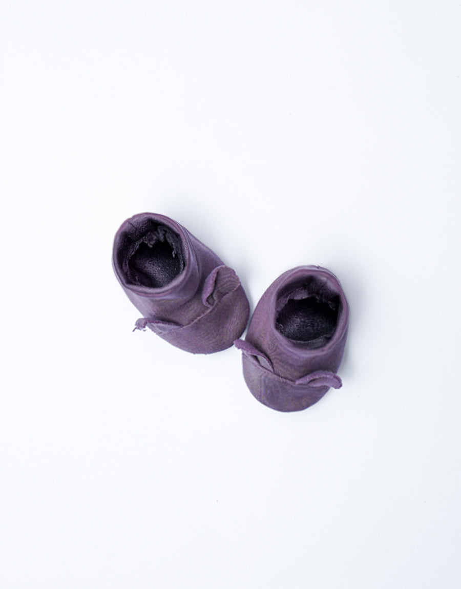 Plum Handmade Cap, Gloves and Shoes pack